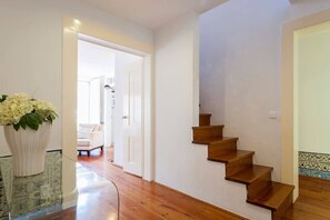 Interior - Correiros Duplex Deluxe Apartment (Lisbon)
