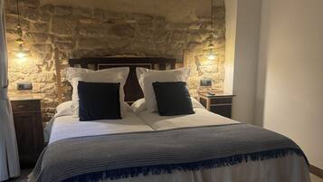 3 chambres, fer et planche Ă repasser, Wi-Fi, draps fournis