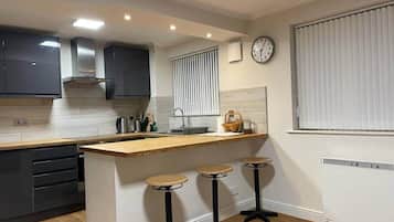 Fridge, microwave, oven, toaster