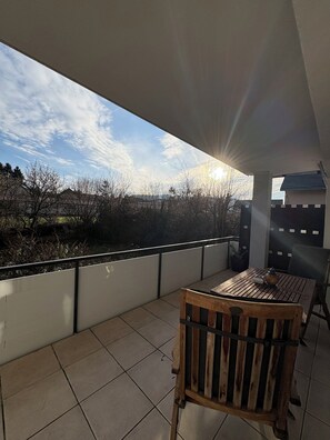 Outdoor dining - Spacious vacation apartment in Bad Salzuflen (Bad Salzuflen)