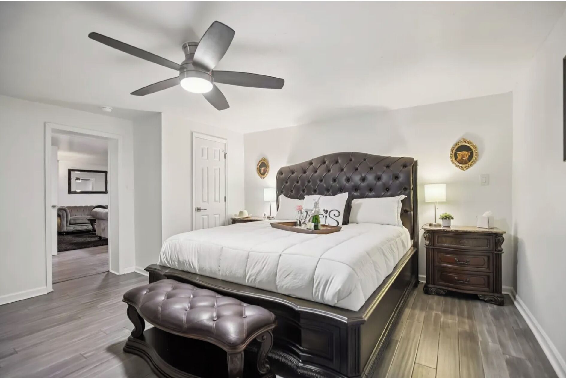 3 Schlafzimmer, Schreibtisch, Bügeleisen/Bügelbrett, kostenloses WLAN