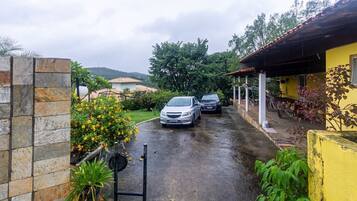 Casa, para fumantes | 3 quartos