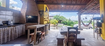Casa Perto da Serra do Cip com Piscina e Sinuca