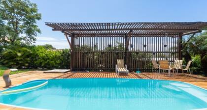 Casa de Campo com Piscina Sinuca e Churrasqueira
