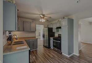 Fridge, microwave, oven, stovetop - 3-bedroom house in lovely Matteson with cool AC breeze (Matteson)