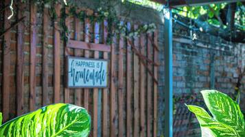 Enceinte de lâhĂ©bergement