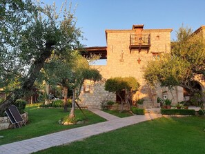 Deluxe Villa, Courtyard View | Exterior - Grantzaos Villas Zante (Agios Sostis)