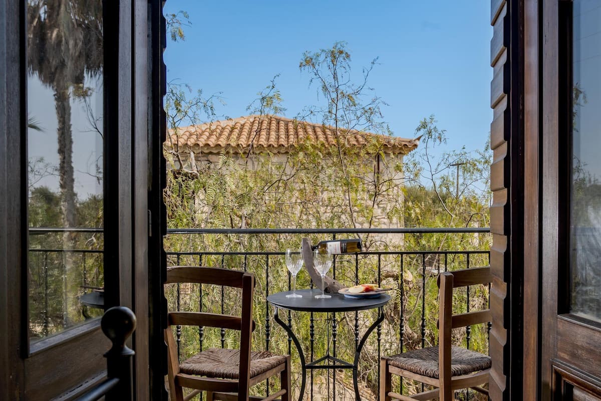 Deluxe Villa, Courtyard View | Garden view