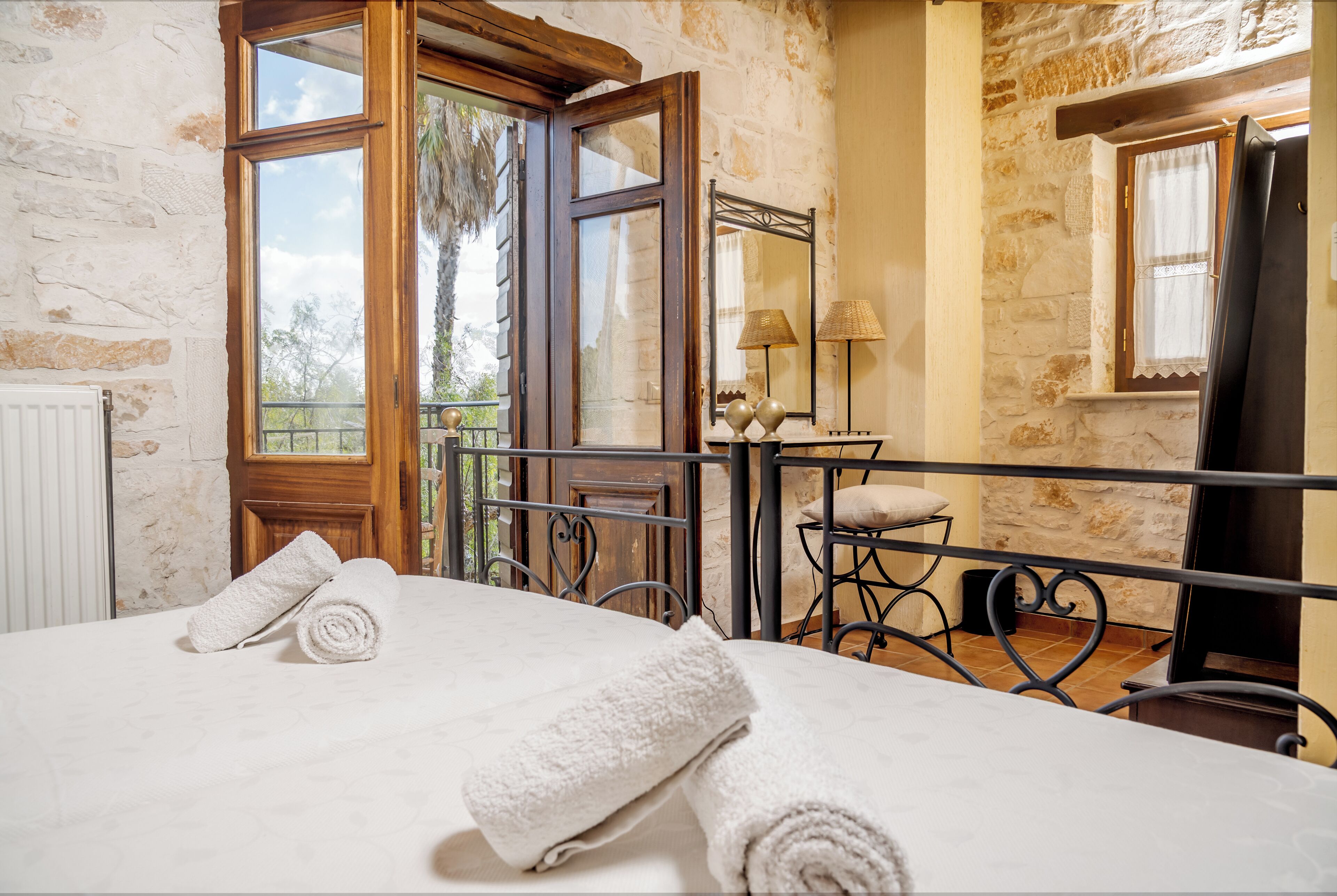 Deluxe House, Courtyard View | In-room safe, blackout drapes, soundproofing, iron/ironing board