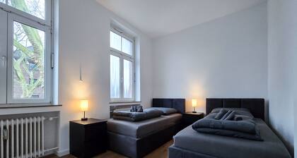 Alpha Apartments: Comfy & Modern | 2BR, 4 Beds