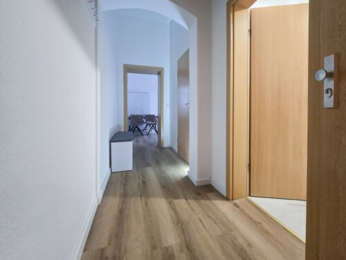 Alpha Apartments: Comfy & Modern | 2BR, 4 Beds