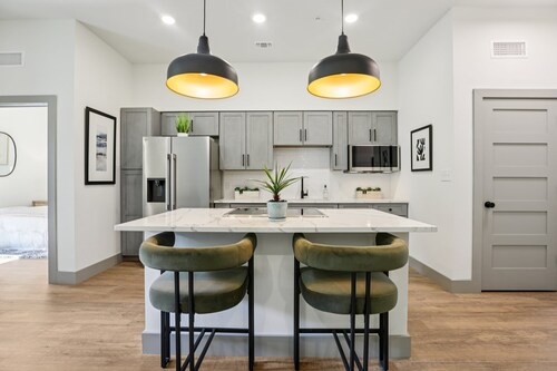 Brand New 2BD/2.5BA Condo. Furnished & Work-Ready!