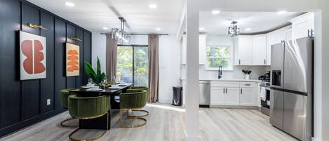 電子レンジ、オーブン、コンロ、食器洗い機