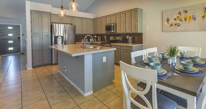 Near Hiking & Golfing: Mesa Home w/ Pool & Patio