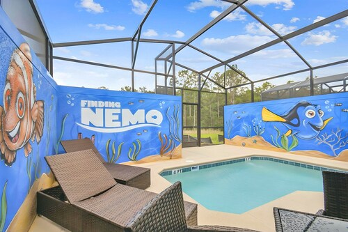 5br/4ba Luxury Home Resort Access