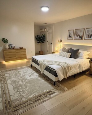 Comfort House, Patio