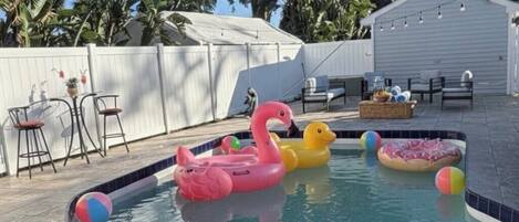 12 piscines extérieures