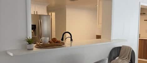 Comfort-Haus, Terrasse | Speisen