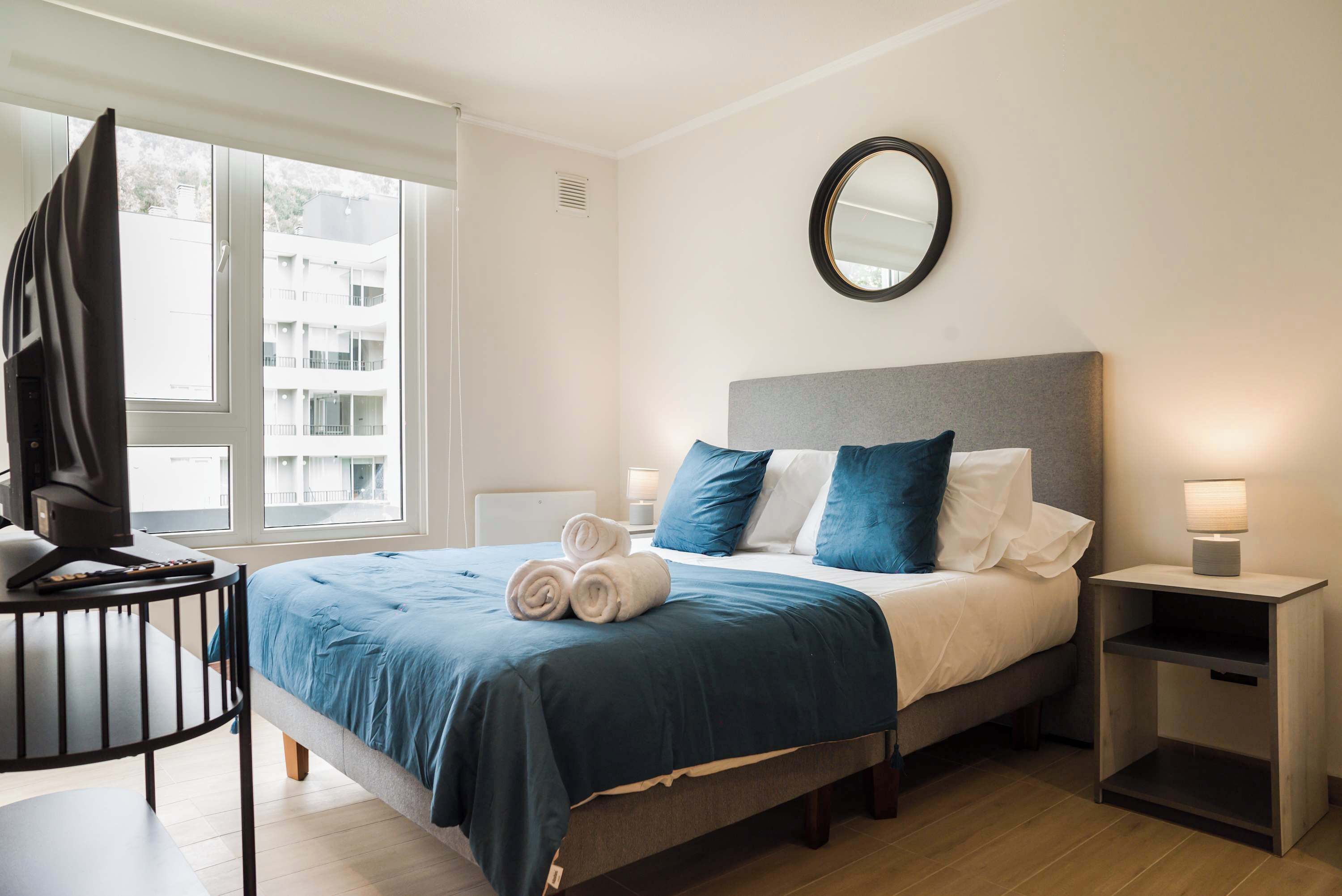 3 chambres, fer et planche à repasser, Wi-Fi gratuit, draps fournis