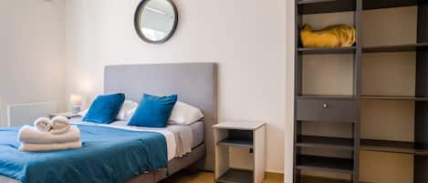 2 Schlafzimmer, Bügeleisen/Bügelbrett, kostenloses WLAN, Bettwäsche
