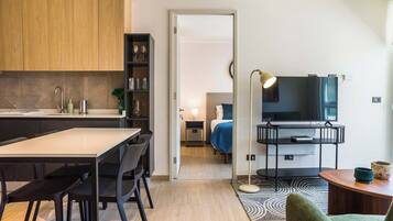 2 chambres, fer et planche Ă repasser, Wi-Fi gratuit, draps fournis