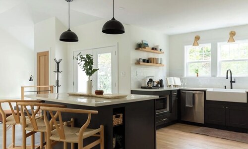 Maple & Slate Retreat • Near Downtown & Vols Games • New Listing