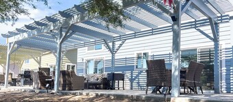 All-american Escape, Riverfront! WB3