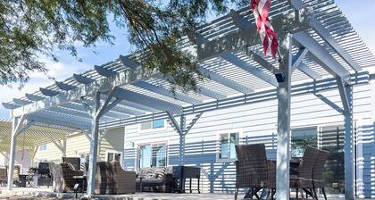 All-american Escape, Riverfront! WB3