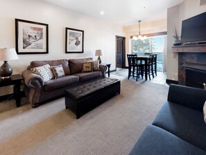 Interior - Alpine Haven Retreat Ski-in Ski-out Oasis Pool (Park City)