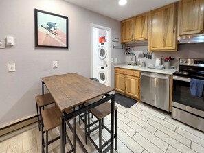 Interior - Relaxing Canyons Condo Free Shuttle Ride To Lift (Park City)