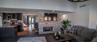 Gorgeous Hacienda on the River! Private Dock!