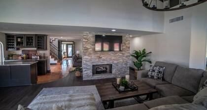 Gorgeous Hacienda on the River! Private Dock!