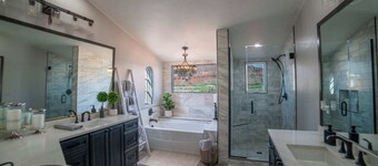 Gorgeous Hacienda on the River! Private Dock!