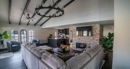 Gorgeous Hacienda on the River! Private Dock!