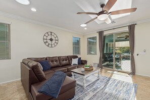 House (3 Bedrooms) | Interior - 119th Sun City (Sun City)