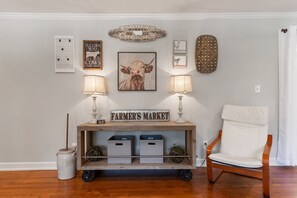 Interior - 3926 Pineview, Smyrna (Smyrna)