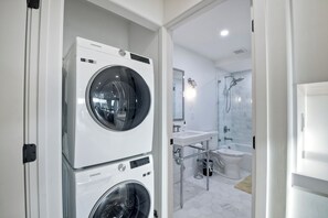 Interior - 597 S Sierra Avenue - Unit 68 (Solana Beach)