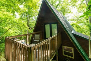 Chalet (2 Bedrooms) | Interior