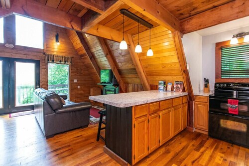 Hot Tub - Haven at the Red - Red River Gorge, KY