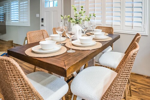 St. George Digital Nomad Base w/ Putting Green, Gym, Game Room & Outdoor Cinema