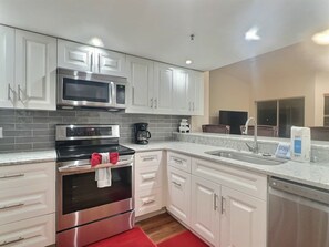 Interior - Bayside Pointe 2 - 1239 (Siesta Key)
