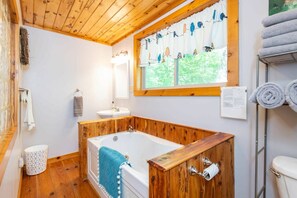 Chalet (5 Bedrooms) | Interior