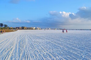 Interior - Siesta Beach House - 202 (Siesta Key)