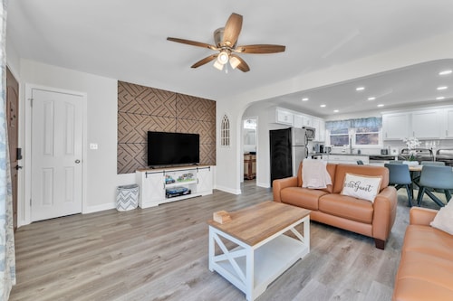 Charming 3-bedroom house in Travelers Rest near Paris Mountain