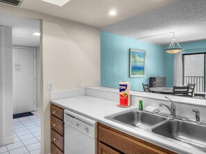 Interior - Midnight Cove II - Sunrise (Siesta Key)