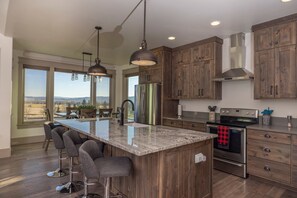 Nhà (5 Bedrooms) | Nội thất