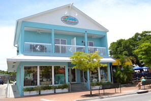 Interior - Beach Road (Siesta Key)