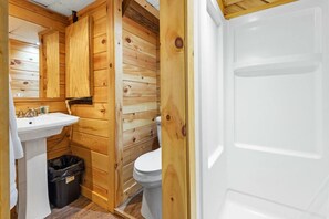 Chalet (6 Bedrooms) | Interior