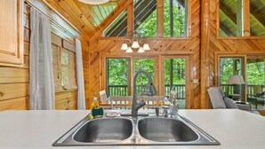 Interior - Hot Tub & Wifi - Birdsong - Red River Gorge, KY (Stanton)