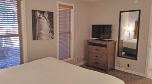 Interior - 7th Mtn 414e (Bend)